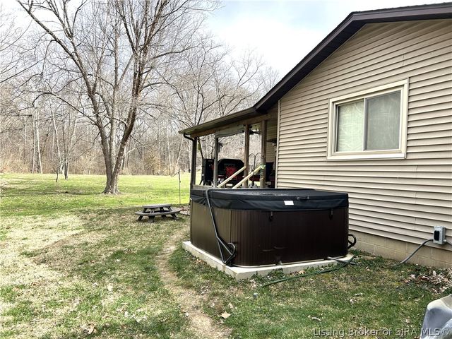 248 Byram Lane, North Vernon, IN 47265