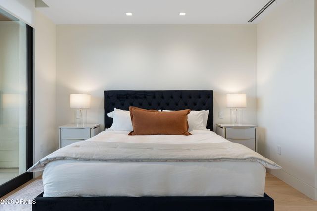 6587 N PALMERAIE Boulevard 2015, Paradise Valley, AZ 85253