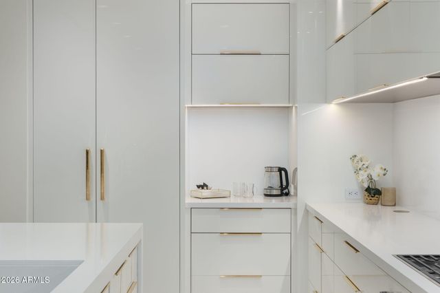 6587 N PALMERAIE Boulevard 2015, Paradise Valley, AZ 85253