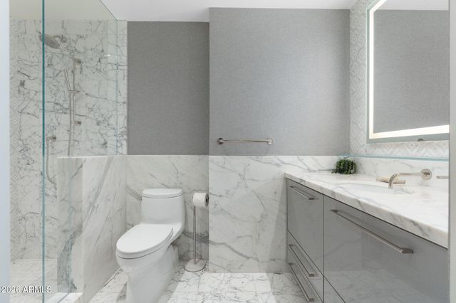 6587 N PALMERAIE Boulevard 2015, Paradise Valley, AZ 85253