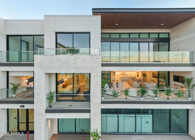 6587 N PALMERAIE Boulevard 2015, Paradise Valley, AZ 85253