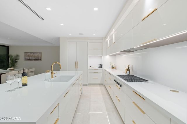 6587 N PALMERAIE Boulevard 2015, Paradise Valley, AZ 85253