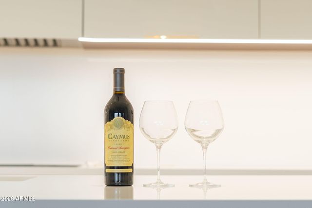 6587 N PALMERAIE Boulevard 2015, Paradise Valley, AZ 85253