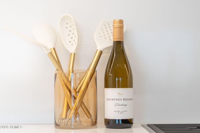 6587 N PALMERAIE Boulevard 2015, Paradise Valley, AZ 85253