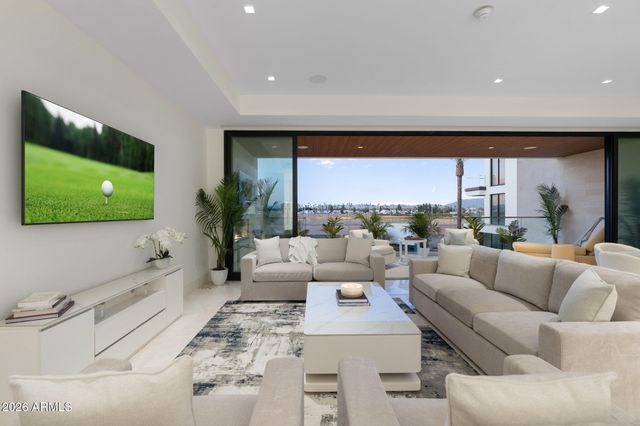 6587 N PALMERAIE Boulevard 2015, Paradise Valley, AZ 85253