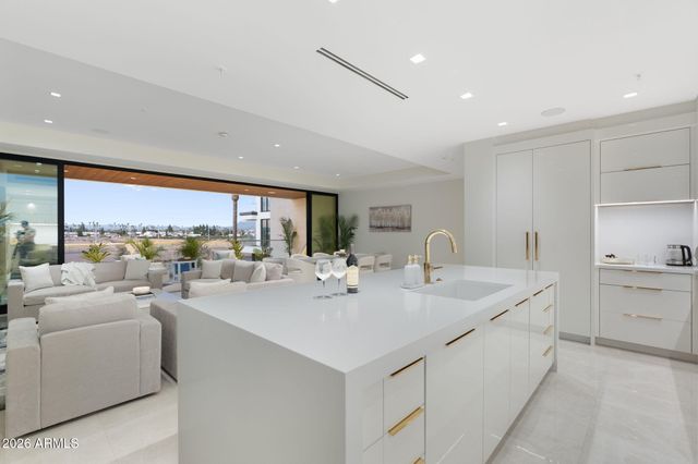 6587 N PALMERAIE Boulevard 2015, Paradise Valley, AZ 85253