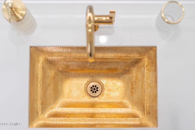 6587 N PALMERAIE Boulevard 2015, Paradise Valley, AZ 85253