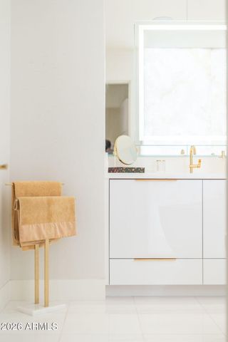 6587 N PALMERAIE Boulevard 2015, Paradise Valley, AZ 85253