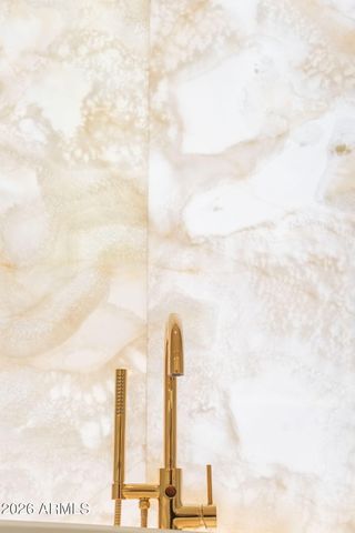 6587 N PALMERAIE Boulevard 2015, Paradise Valley, AZ 85253