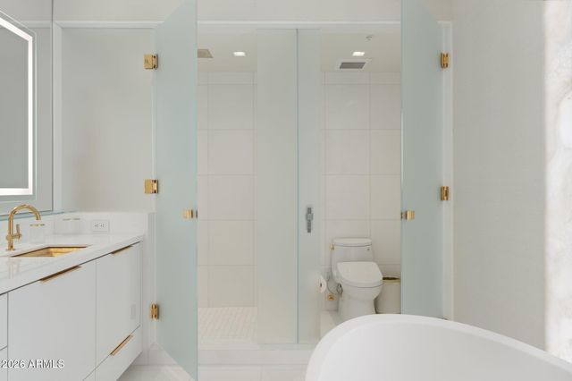 6587 N PALMERAIE Boulevard 2015, Paradise Valley, AZ 85253