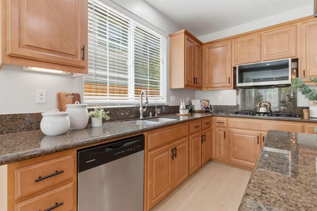 456 N Sierra Madre St, Mountain House, CA 95391
