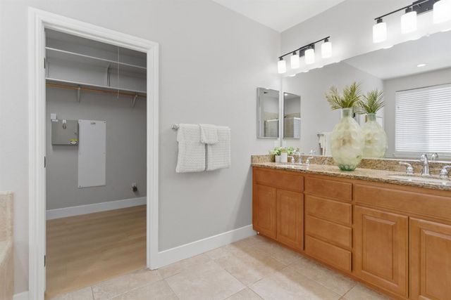 456 N Sierra Madre St, Mountain House, CA 95391