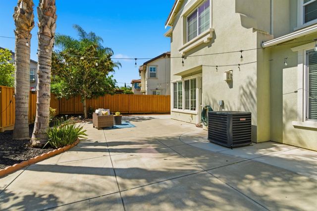 456 N Sierra Madre St, Mountain House, CA 95391