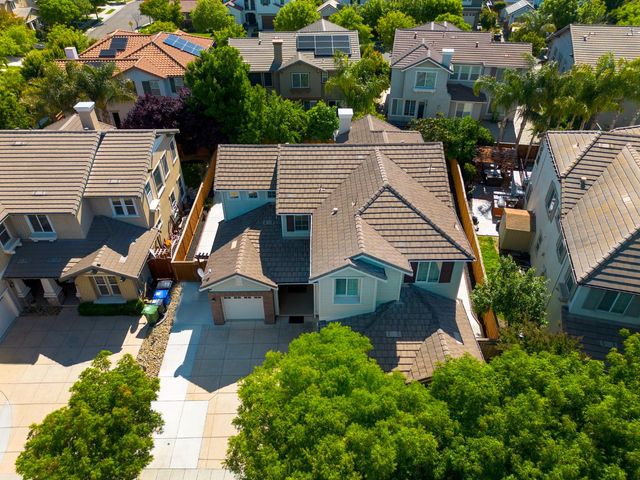 456 N Sierra Madre St, Mountain House, CA 95391