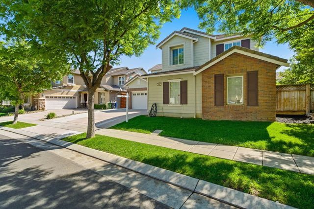 456 N Sierra Madre St, Mountain House, CA 95391