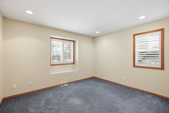 32115 N Spotted Rd, Deer Park, WA 99006
