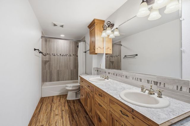 32115 N Spotted Rd, Deer Park, WA 99006