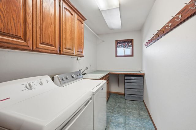 32115 N Spotted Rd, Deer Park, WA 99006