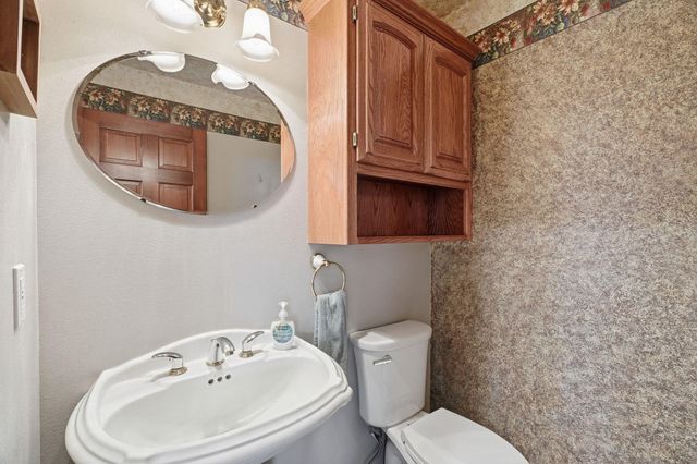 32115 N Spotted Rd, Deer Park, WA 99006