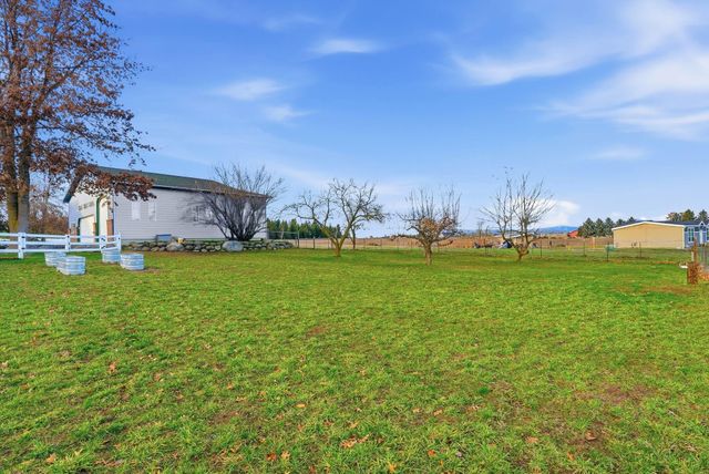 32115 N Spotted Rd, Deer Park, WA 99006