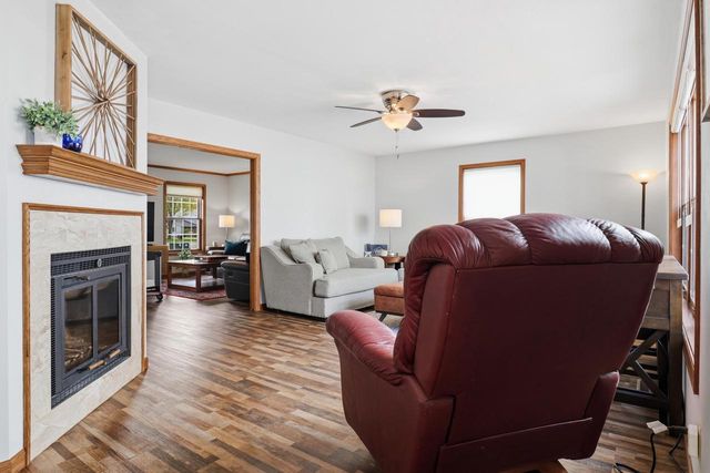 904 Lake Shore DRIVE, Beaver Dam, WI 53916
