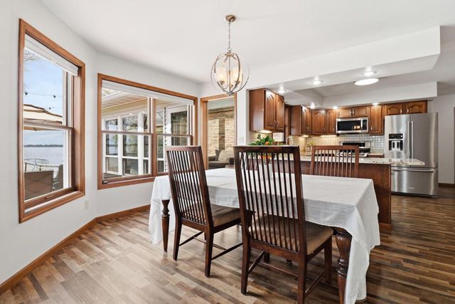 904 Lake Shore DRIVE, Beaver Dam, WI 53916