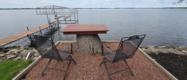 904 Lake Shore DRIVE, Beaver Dam, WI 53916