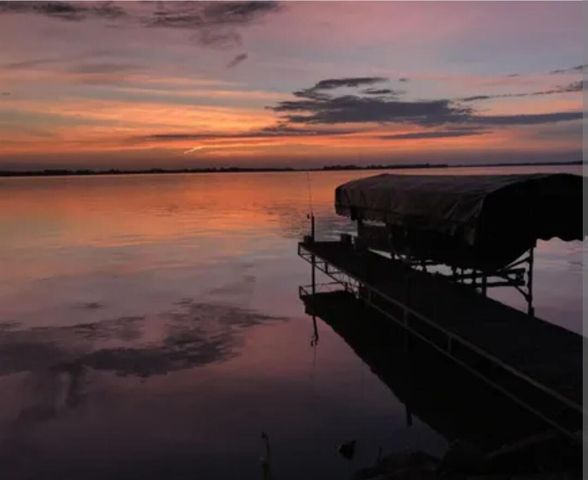 904 Lake Shore DRIVE, Beaver Dam, WI 53916