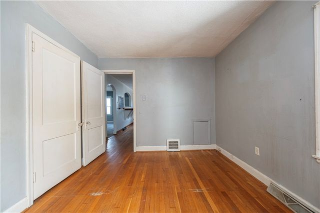 2402 W Main St, Aliquippa, PA 15001