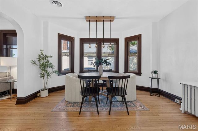 6125 W Park Avenue, St Louis, MO 63139