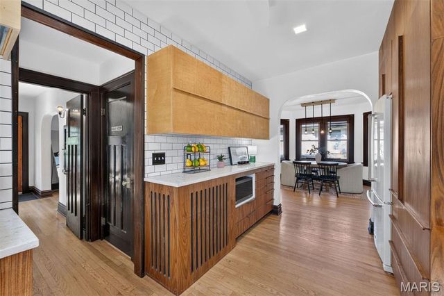 6125 W Park Avenue, St Louis, MO 63139