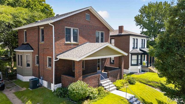 6125 W Park Avenue, St Louis, MO 63139
