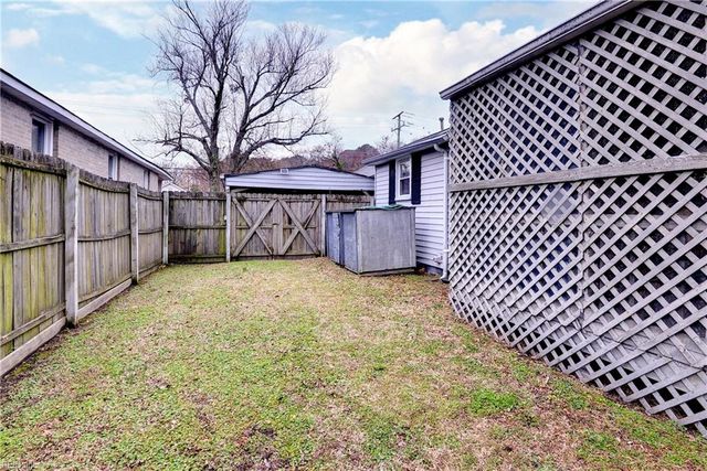 806 Pocahontas PL, Hampton, VA 23661