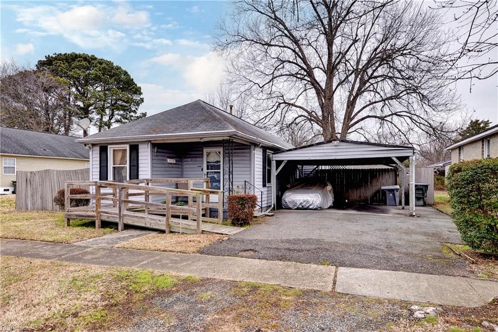 806 Pocahontas PL, Hampton, VA 23661