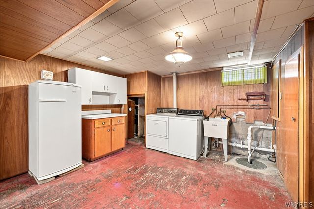 2743 Livingston Avenue, Niagara Falls, NY 14303