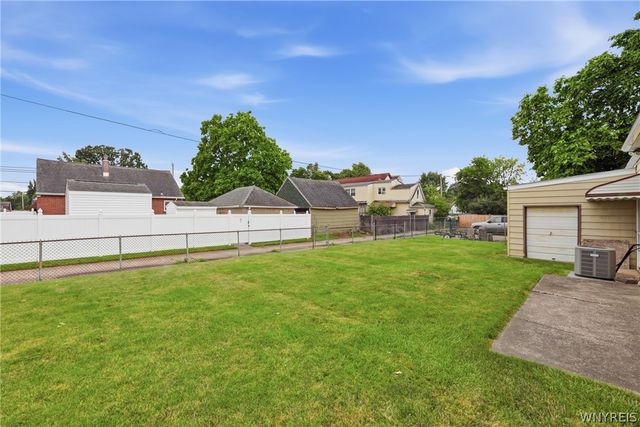 2743 Livingston Avenue, Niagara Falls, NY 14303