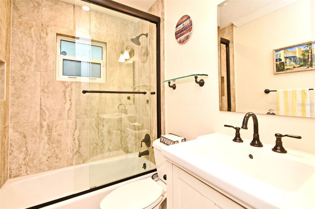 Image 31 of property listing at 507 N PENINSULA AVENUE, New Smyrna Beach, FL 32169