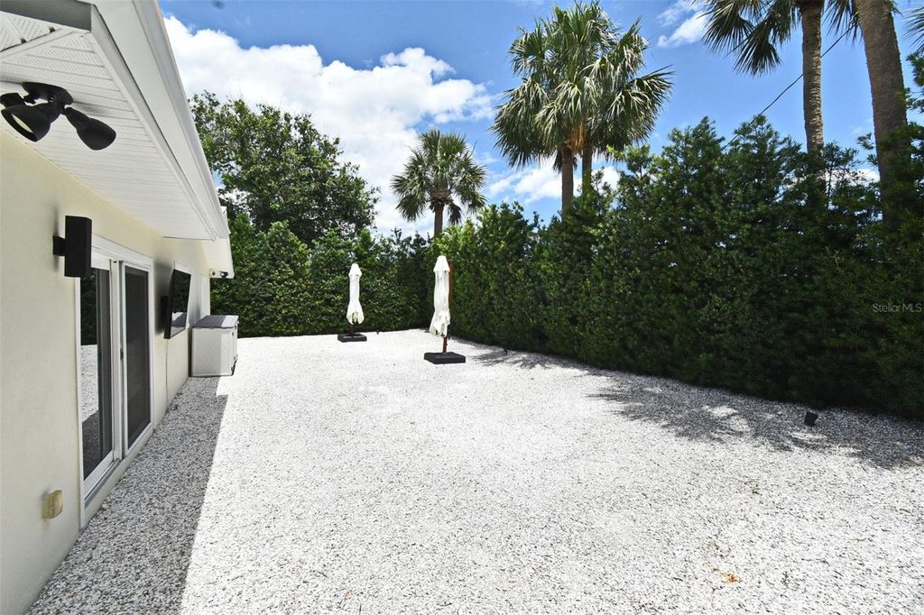 Image 42 of property listing at 507 N PENINSULA AVENUE, New Smyrna Beach, FL 32169