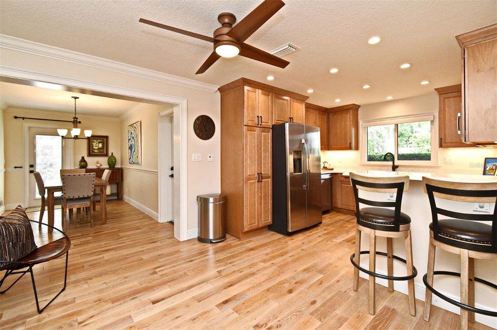 Image 10 of property listing at 507 N PENINSULA AVENUE, New Smyrna Beach, FL 32169