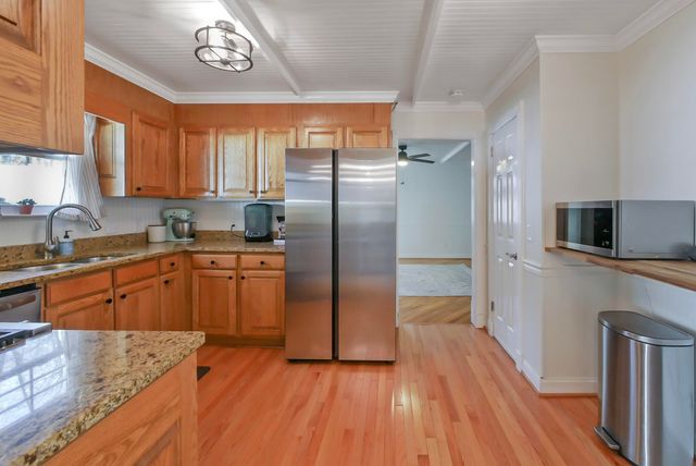 1843 Hidden Harbor Road, Hixson, TN 37343