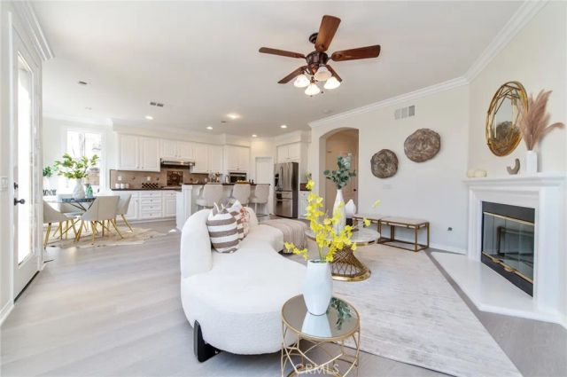 143 Weathervane, Irvine, CA 92603