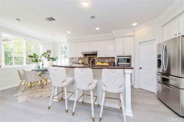 143 Weathervane, Irvine, CA 92603