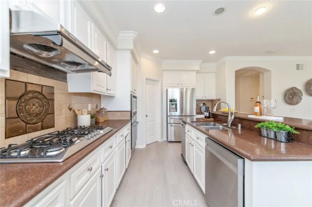 143 Weathervane, Irvine, CA 92603