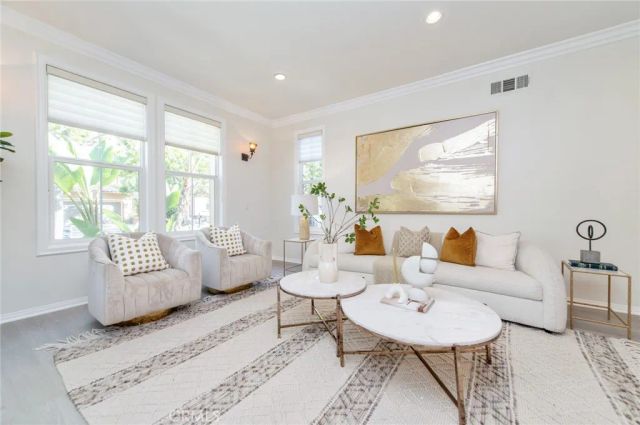 143 Weathervane, Irvine, CA 92603