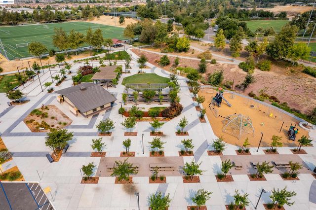 5099 Round Hill Dr, Dublin, CA 94568