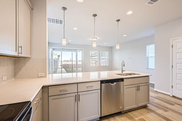 303 Elm Branch TRL, Taylor, TX 76574