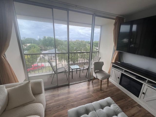4501 NE 21st Avenue 410, Fort Lauderdale, FL 33308