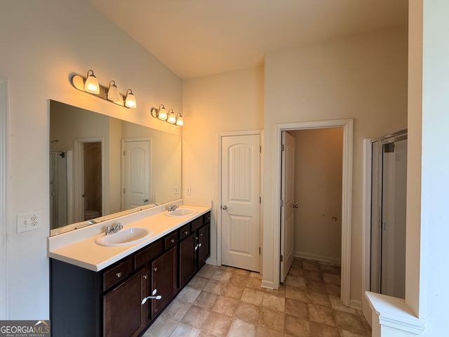 455 Cabot Trace, Lawrenceville, GA 30045