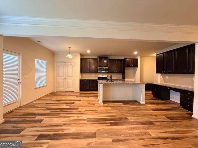 455 Cabot Trace, Lawrenceville, GA 30045