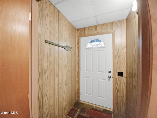 861 Lake Avenue, Lake Luzerne, NY 12846